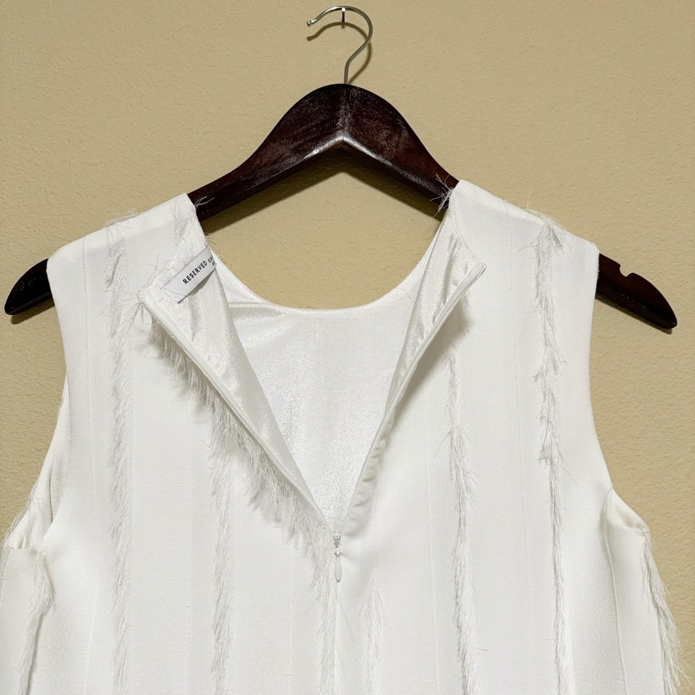 Eyelash Fringe Sleeveless Blouse - Picture 7 of 12